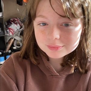 Meet your Posher, Ash